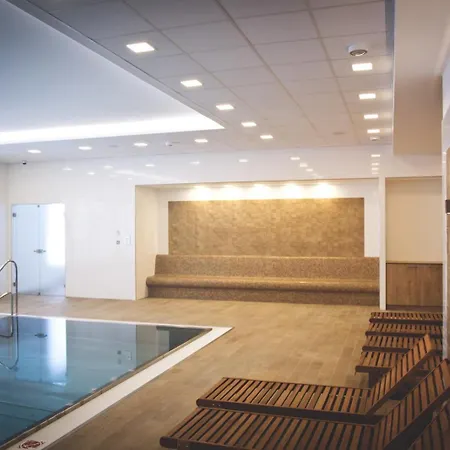Apartment Residence Moser - Sauna And Pool Karlovy Vary Exterior photo